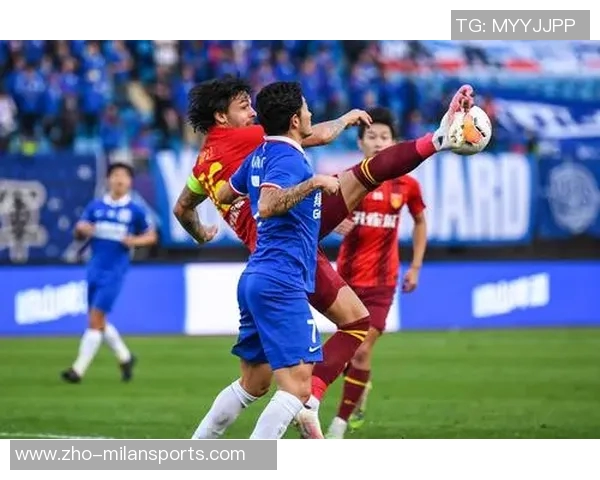 绿地申花主场迎战河北华夏全力争胜展现球队实力与决心 绿地申花主场迎战河北华夏全力争胜展现球队实力与决心