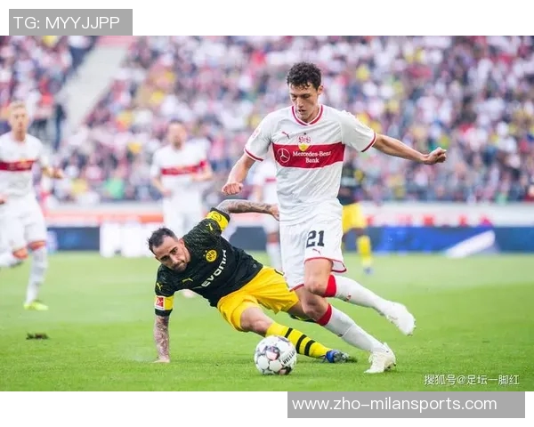 2021年足球赛事回顾与精彩瞬间分析带你重温赛场激情与荣耀